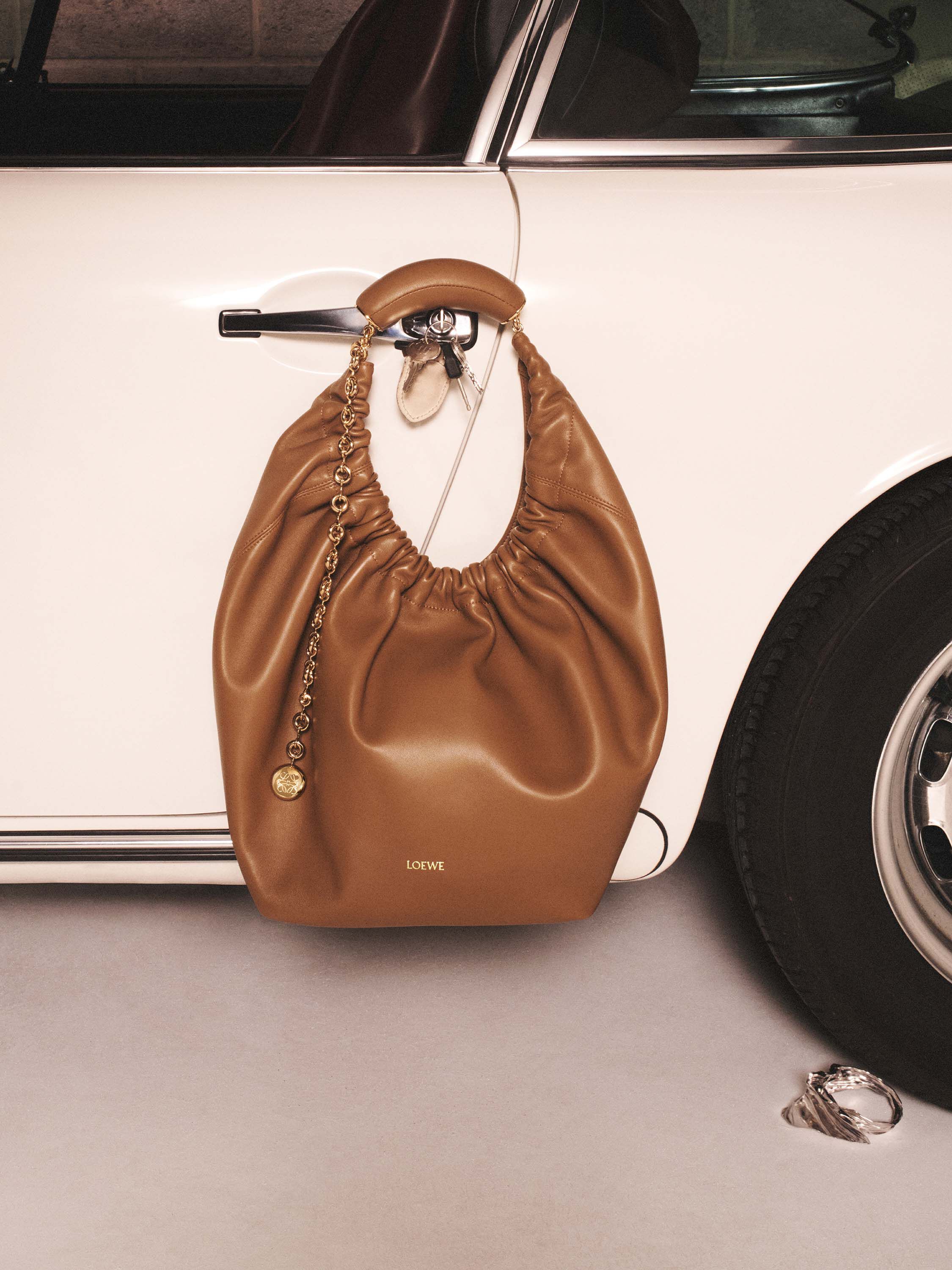 LOEWE Women SS24 Runway Collection LOEWE